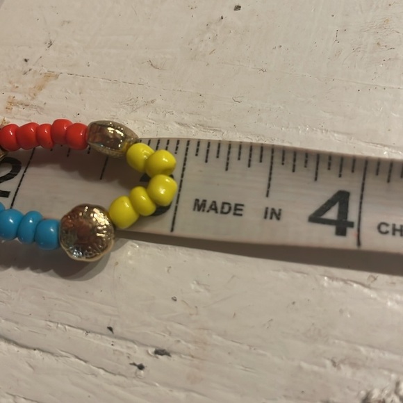 7” red yellow blue gold seed bead stretch bracelet w/42 beads - Picture 9 of 9